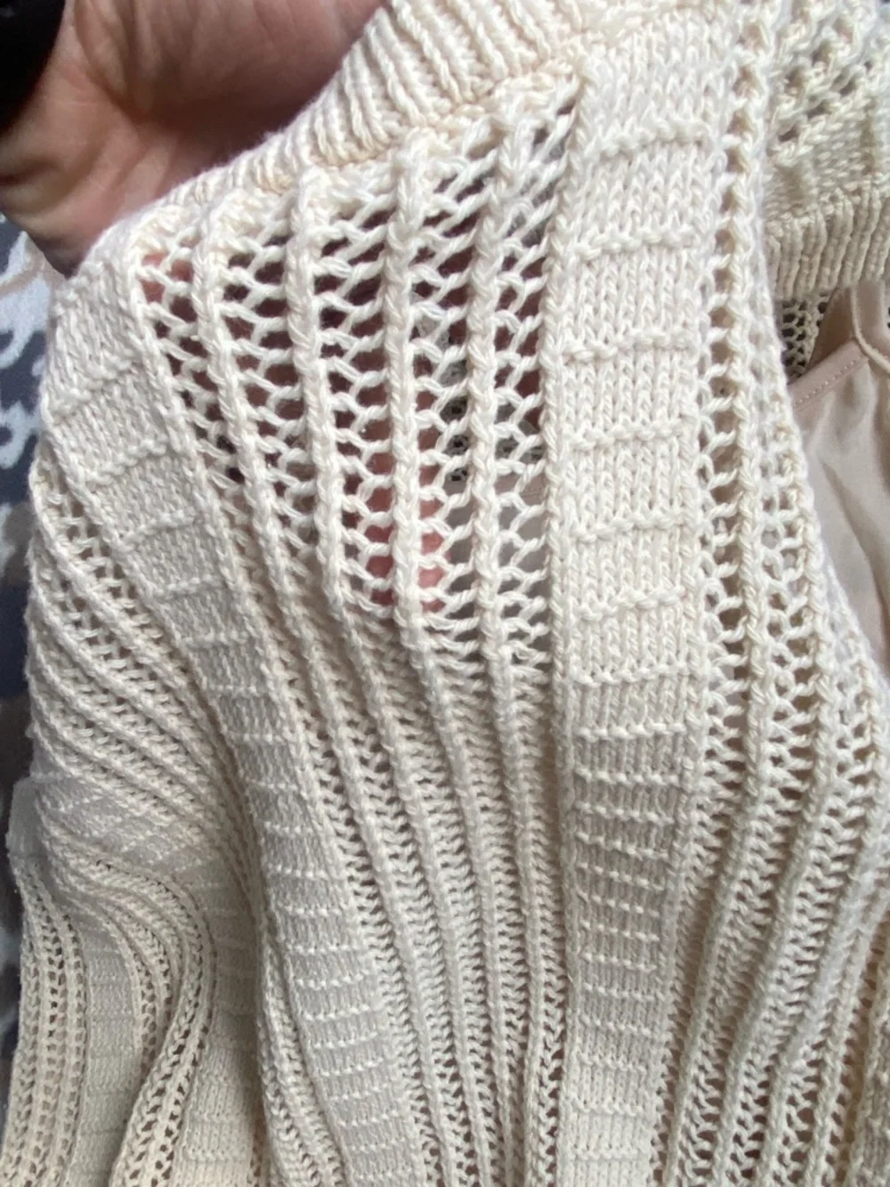 Rachel Roy Ivory Mesh Crochet Sweater Vest Sleeveless Open Knit Crewneck Medium. - Picture 9 of 11